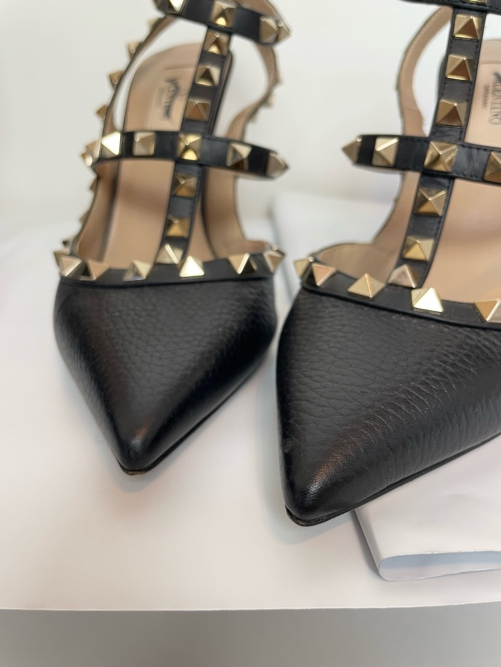 VALENTINO Garavani Rockstud Caged Studded Stiletto Heels Pumps \\ 38 - Picture 7 of 14